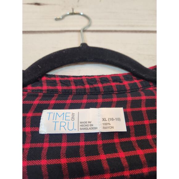Time & Tru Womens Black Red Plaid Ruffle Long Sleeve Button Front Blouse Size XL - Picture 3 of 5